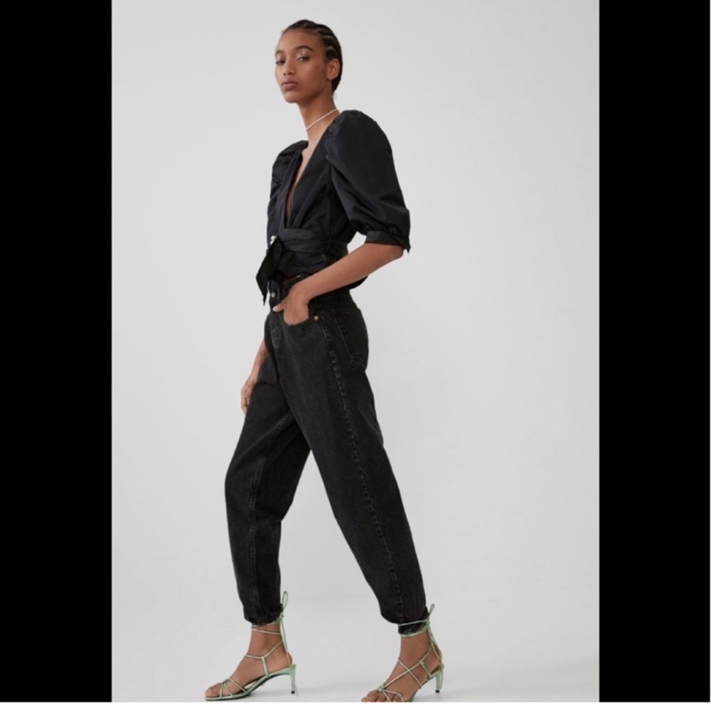 Zara Black Puff Sleeve Wrap Top with Pearl-Accent Belt - Picture 4 of 15